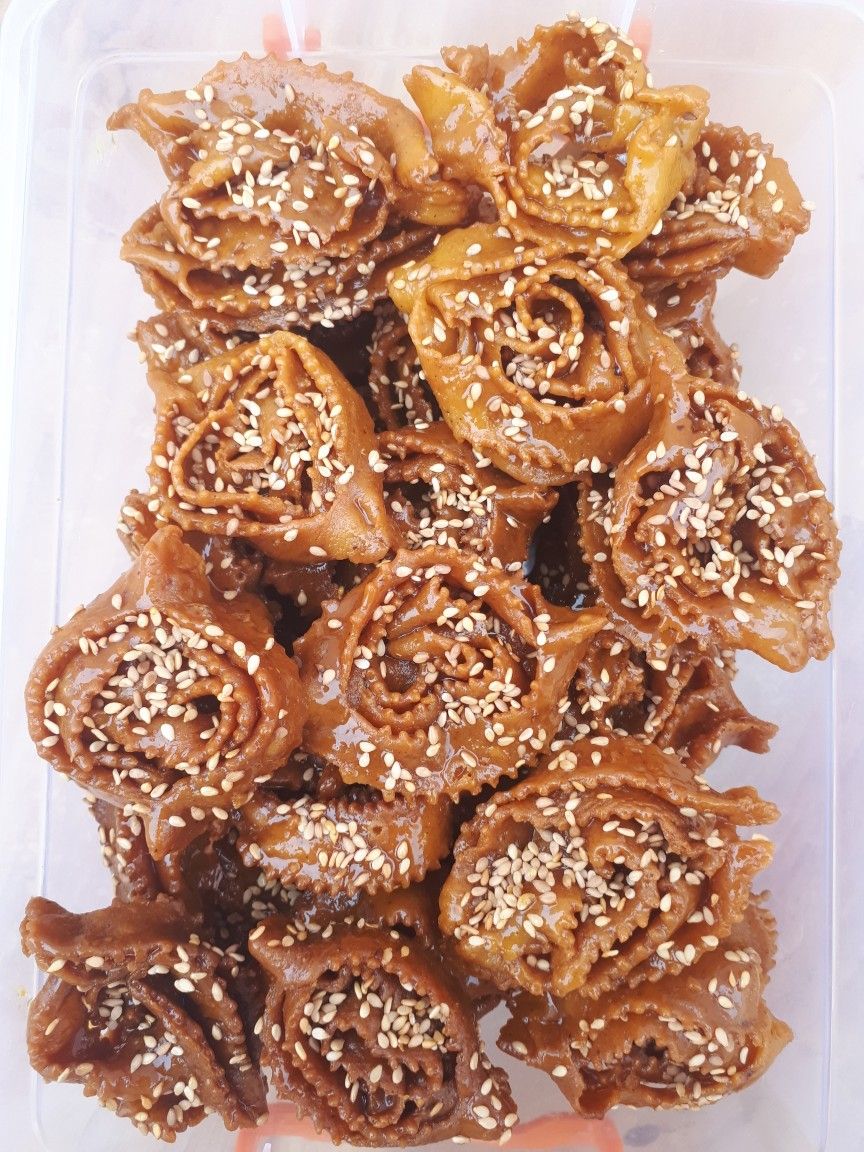 شباكية باللوز (ديال دار)